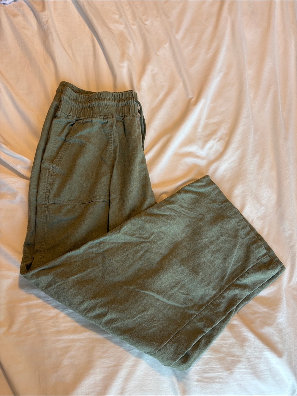 Amazon Women's Straight Leg Pants in Olive Green